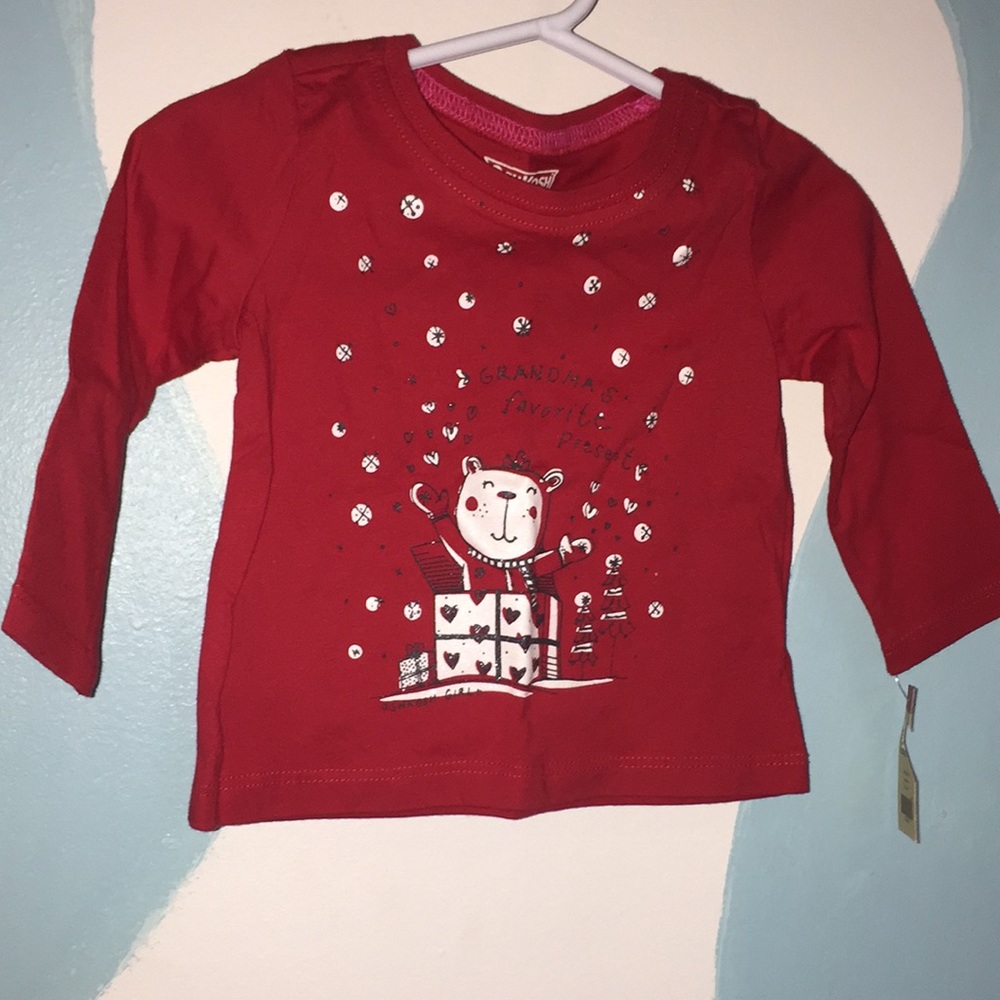 NWT 12M OshKosh girl Grandma’s favourite present top